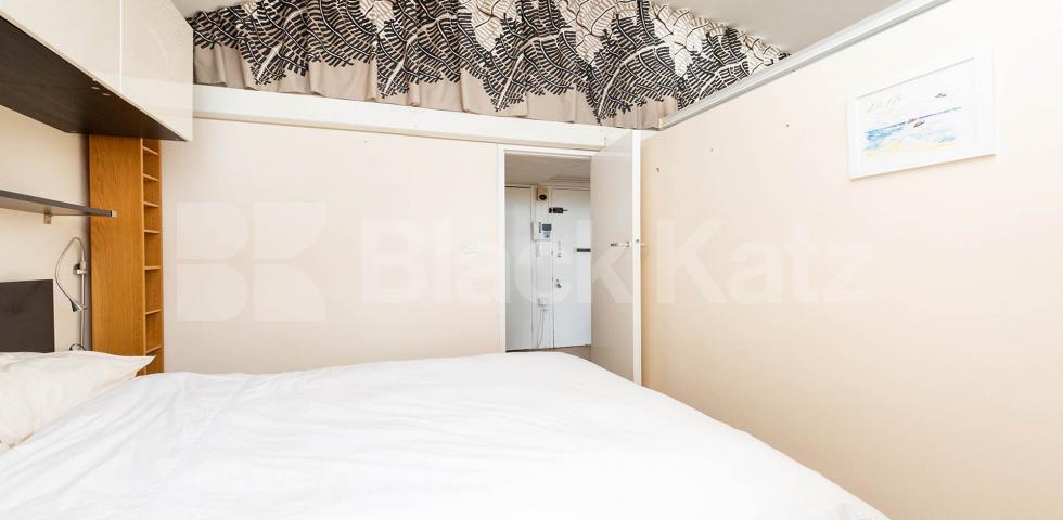 			Studio Apartment, 1 bath, 1 reception Apartment			 Golden Lane Estate , Barbican